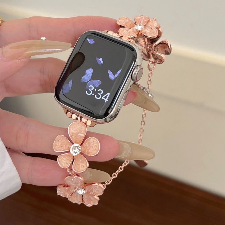 پرفروش‌ترین ساعت‌های مچی زنانه ۱۴۰۴/۲۰۲۵